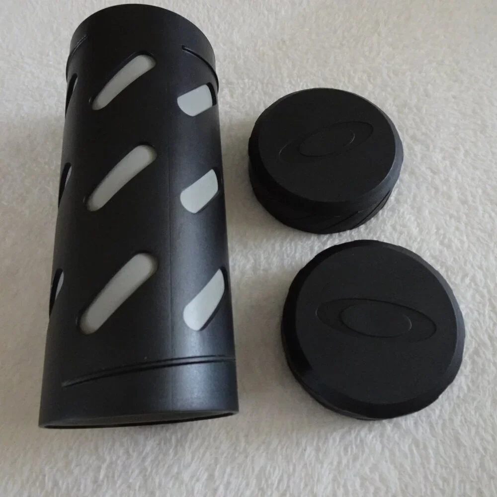 Oakley inches case